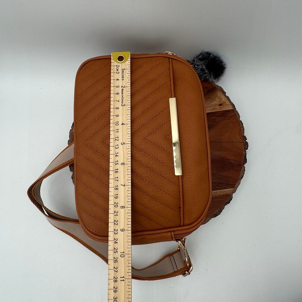 Quilted Dual Compartment Crossbody Bag Tan Brown Multi Pocket Shoulder Purse EUC - Picture 13 of 14